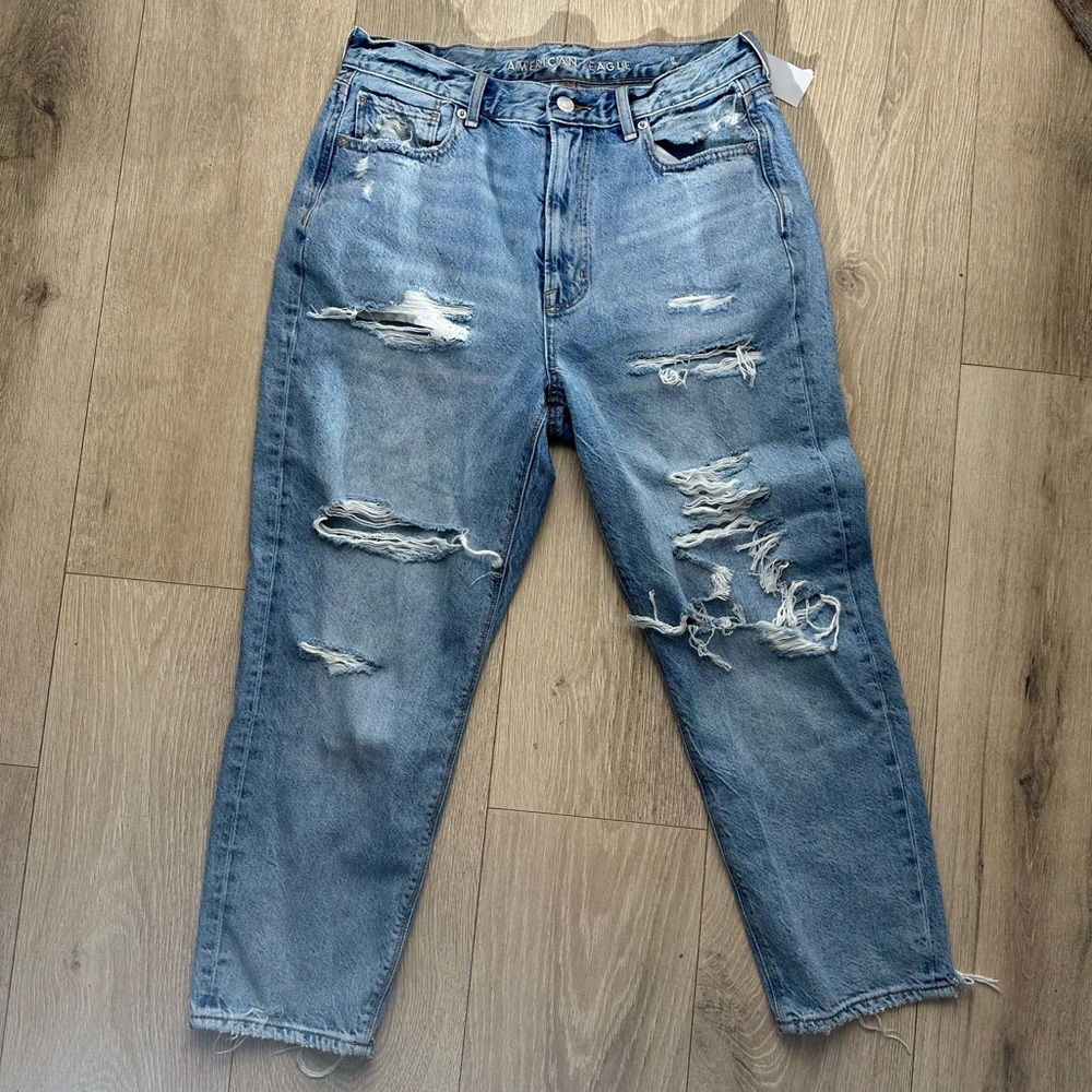 American Eagle | Mom Jeans